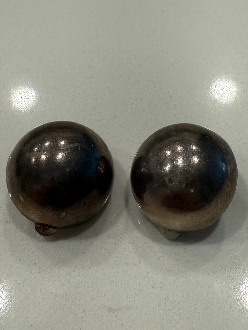 Vintage Round Clip-On Earrings in Dark Silver Tone